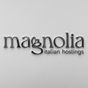 Magnolia Italian Hostings